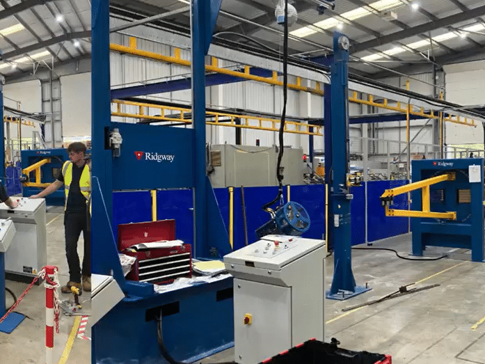 Large semi-automatic looping line installed in our facility