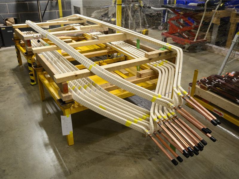 High-voltage bars with copper terminations during manufacture